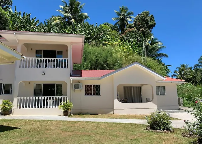 Paul's Baie Lazare (Mahe)