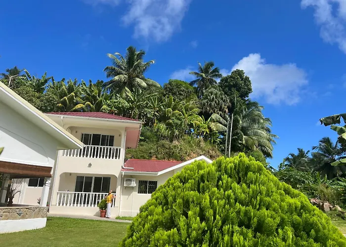 Paul's Апартаменты Baie Lazare (Mahe)