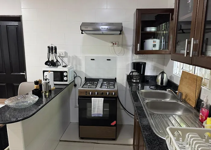 Paul's Апартаменты Baie Lazare (Mahe)
