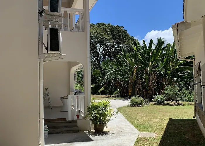 Paul's * Baie Lazare (Mahe)