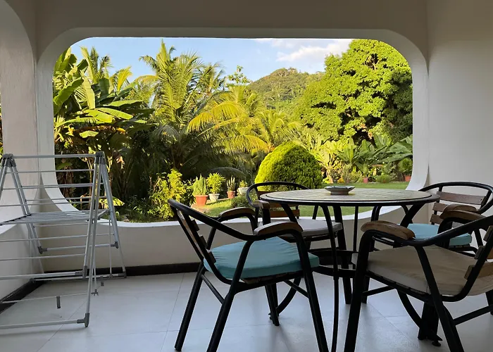 Paul's Baie Lazare (Mahe)