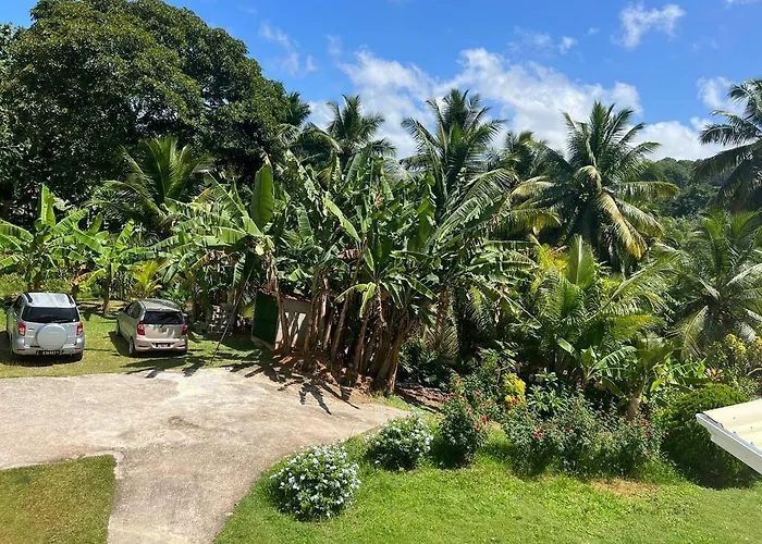 Paul's Апартаменты Baie Lazare (Mahe)